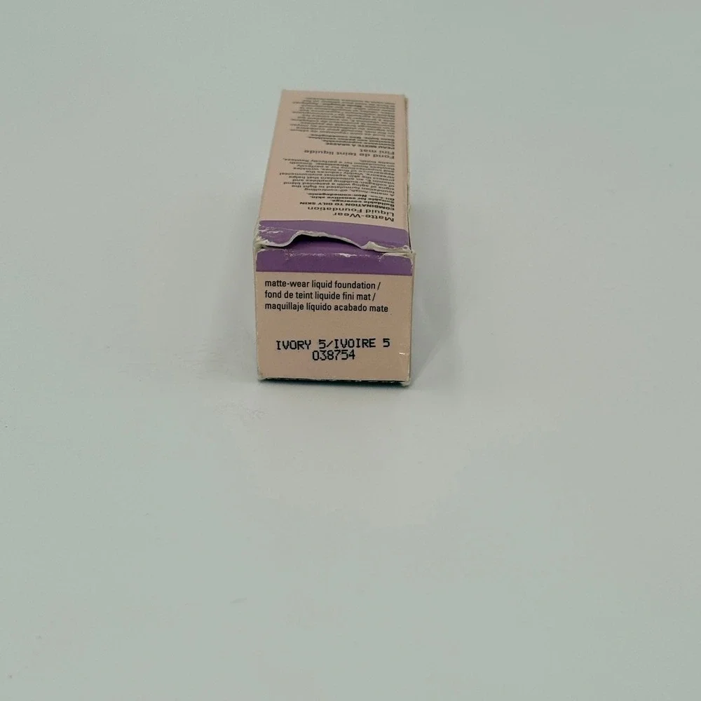 Mary Kay TimeWise Matte-Wear Liquid Foundation Ivory 5 1oz 29ml NOS